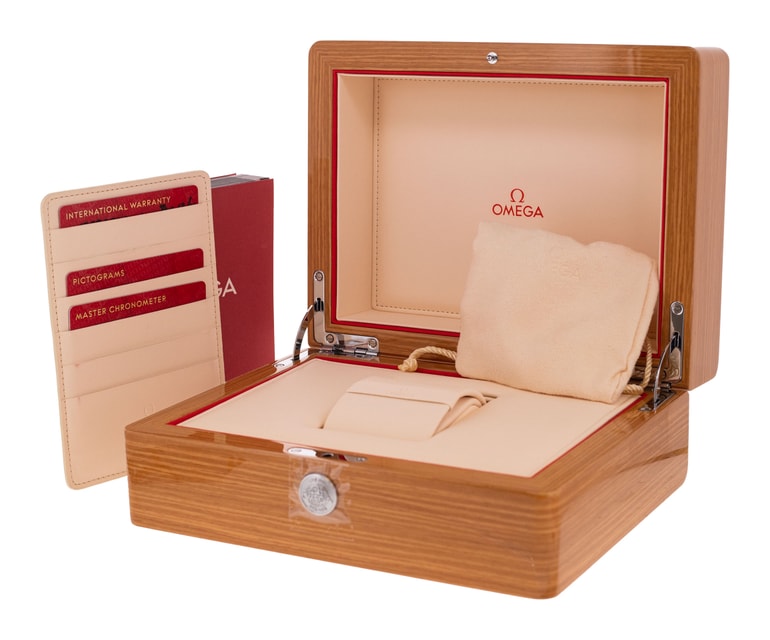 Omega Constellation Globemaster 130.20.39.21.03.001 Image 5